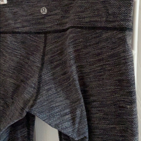 Women’s Lululemon Leggings - Picture 4 of 4